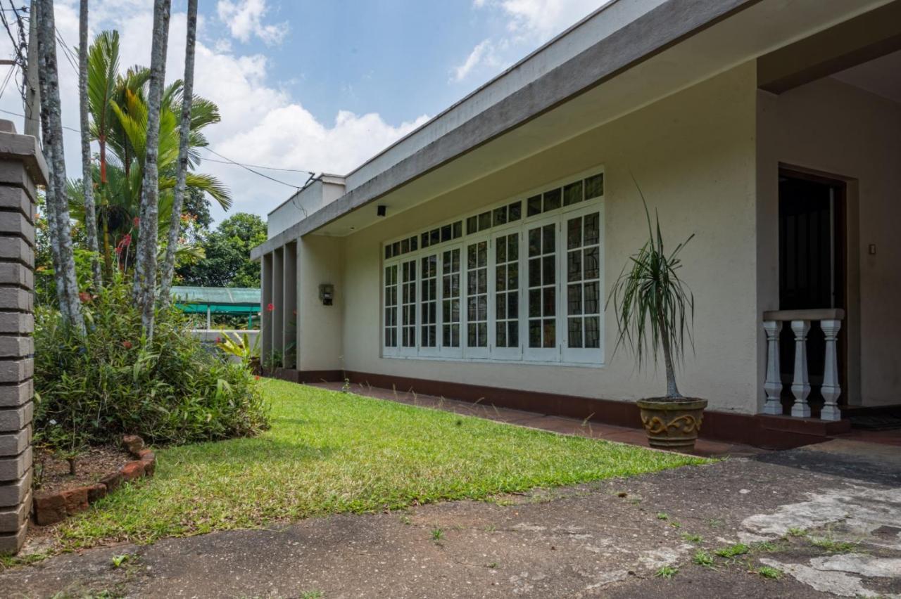 Kandy Twin Hostel Luaran gambar